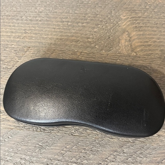 Ray-Ban Sleek Black Sunglass/Eyewear Case - Picture 4 of 4